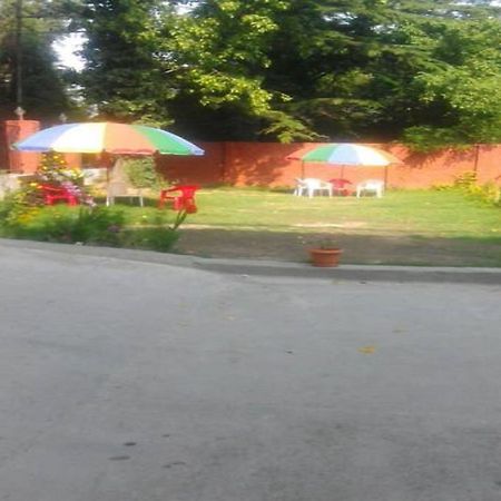 Hotel Grand Jigar Srinagar  Bagian luar foto