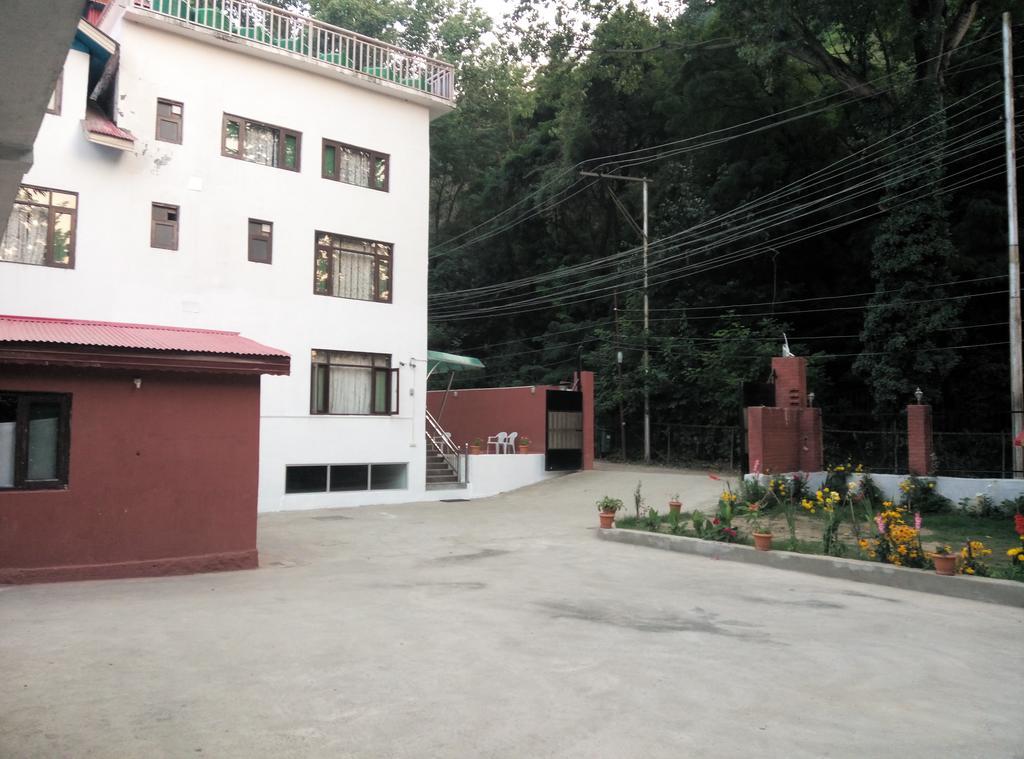 Hotel Grand Jigar Srinagar  Bagian luar foto